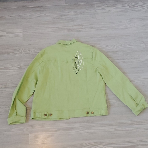 Women's Green Jacket. Large. - Picture 2 of 6